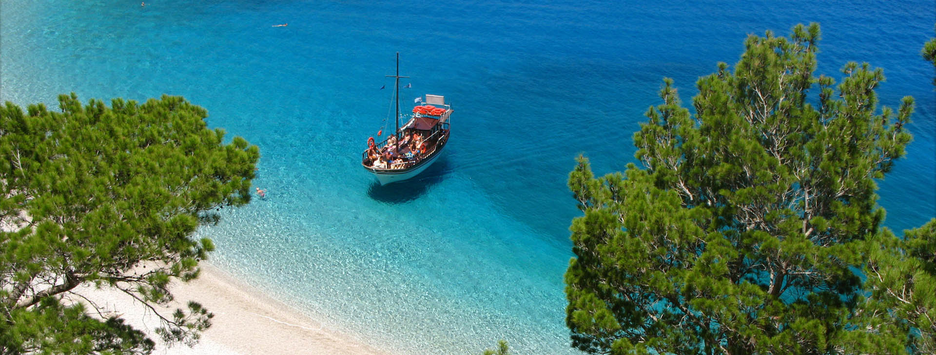 <span>Explore Karpathos</span> with our cars